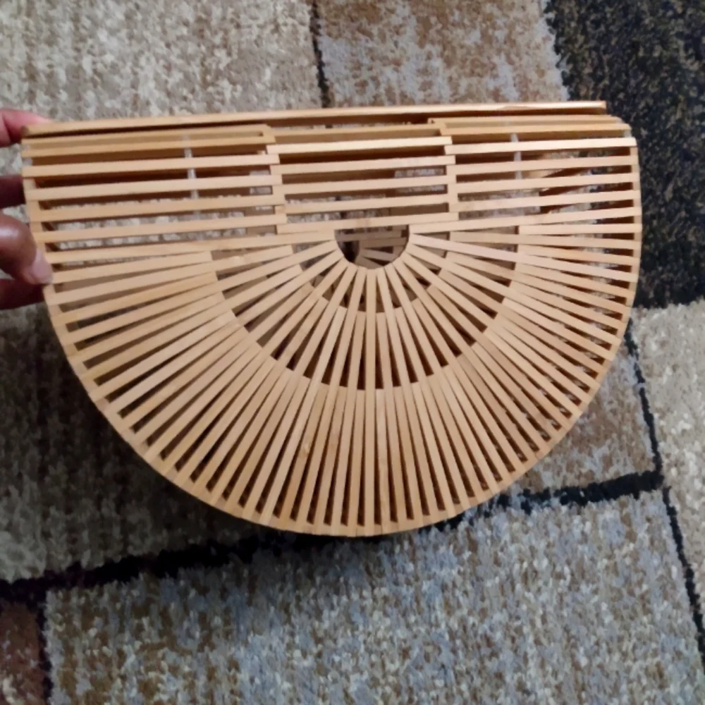 Bamboo Tote 💛 - Picture 1 of 9